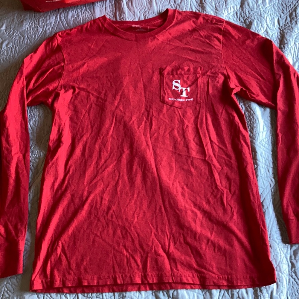 Southern Tide t-shirt